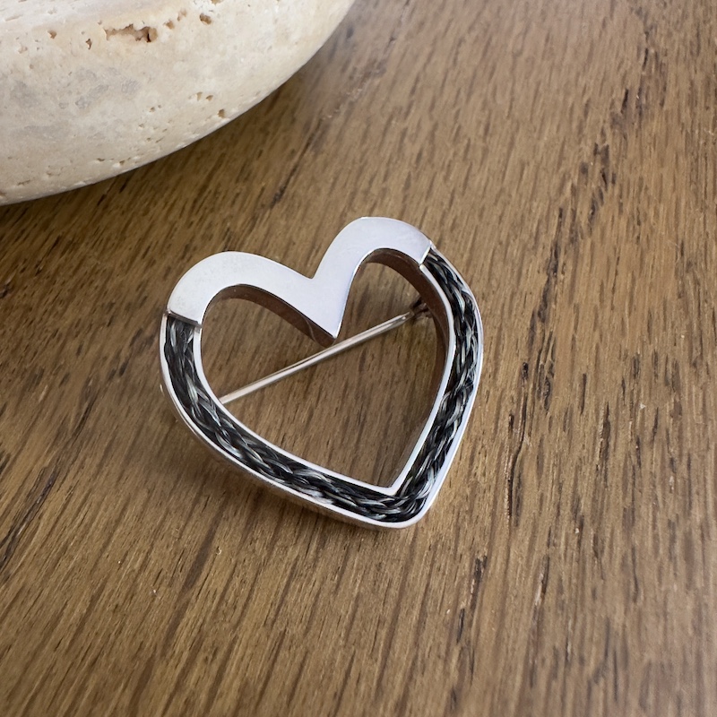 Signature Forever Heart Stockpin